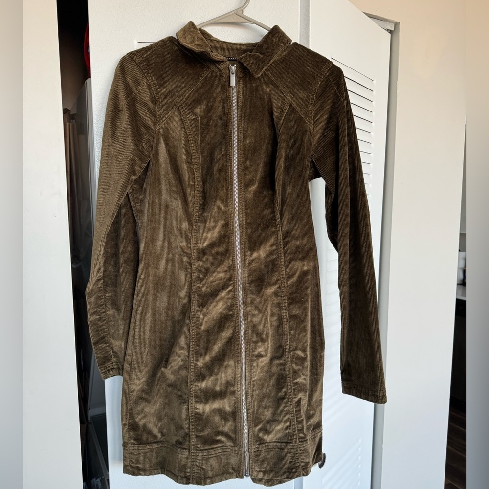 Long sleeve olive green dress.